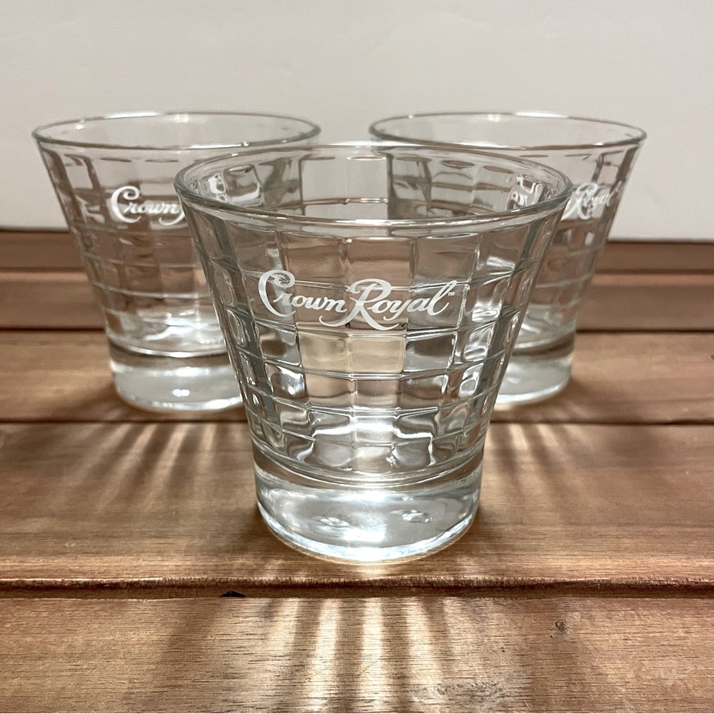 Crown Royal set of 3 retro optic block lowball whiskey glasses